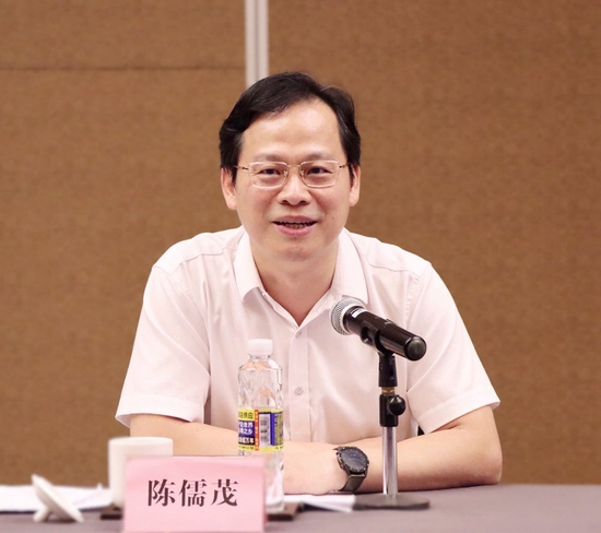 陈儒茂出席会议并发言(钟玉莹 摄)
