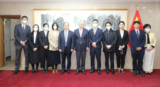海南赴日招商团组拜访中国驻日本大使馆经济商务处