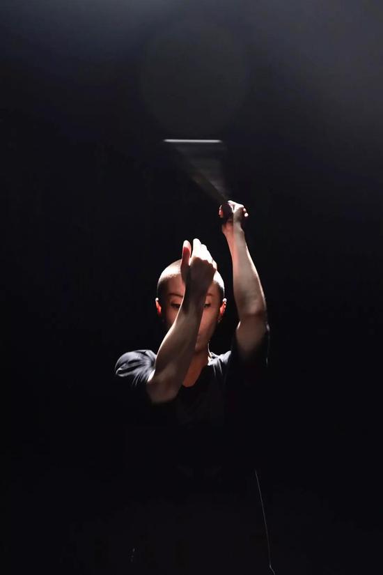 2018 北京 段妮《棍舞》