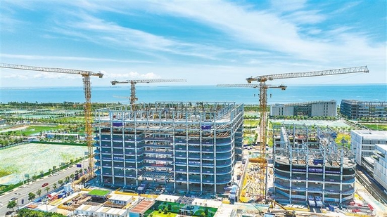 海南银行总部大楼项目总工程进度过半