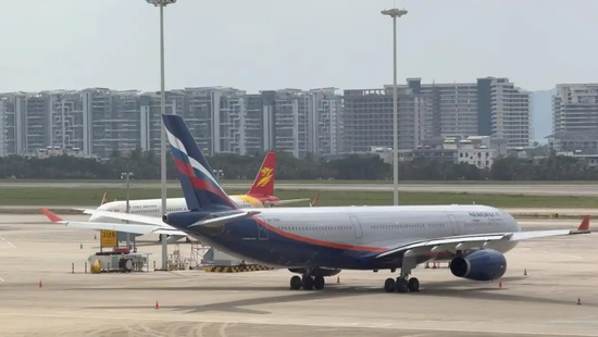 国庆假期，海南岛内3大机场运送旅客超百万人次。海南机场集团供图