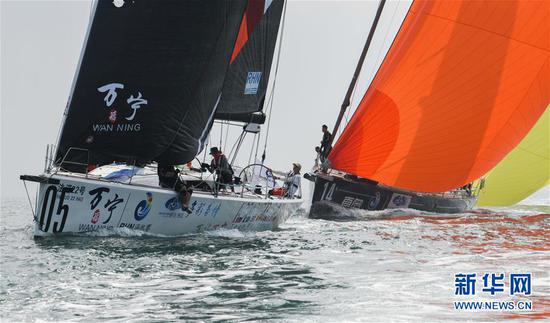 3月17日，参赛船只在比赛中。新华社记者杨冠宇摄