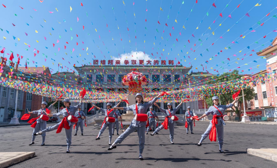 10月1日，观澜湖华谊冯小刚电影公社“山河映时光 岁月共回响”主题活动。