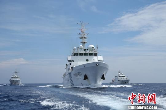 粤桂琼三省（区）海洋与渔业展开跨省执法行动。 钟欣 摄