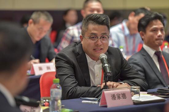 富德老总_德生堂老总龙岩老婆