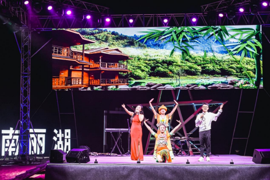 “中国体育彩票杯”2022环南丽湖自行车赛开幕式暨星空音乐沙滩派对激情上演
