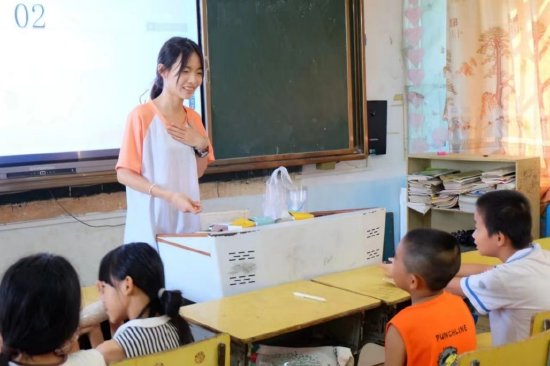 （02 实践团队成员进行趣味语文课堂 海南师范大学国际教育学院团委宣传部提供）