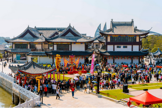 海花岛旅游度假区人山人海
