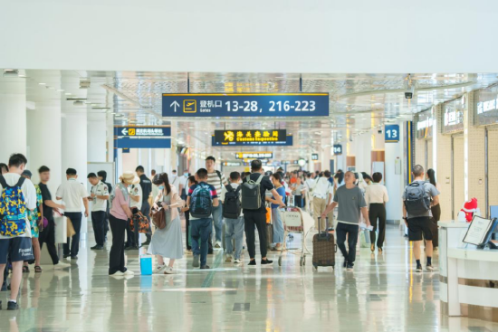 图：cdf海口美兰机场免税店