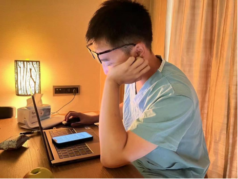 回到酒店开始整理当天的素材