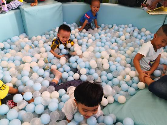 以美育人让童年有“戏”