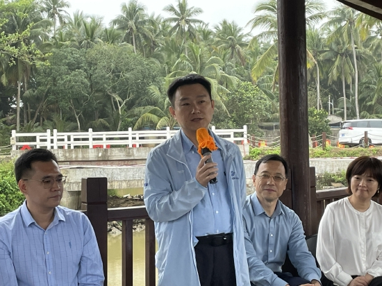 海南省委网信办副主任王英诚发言