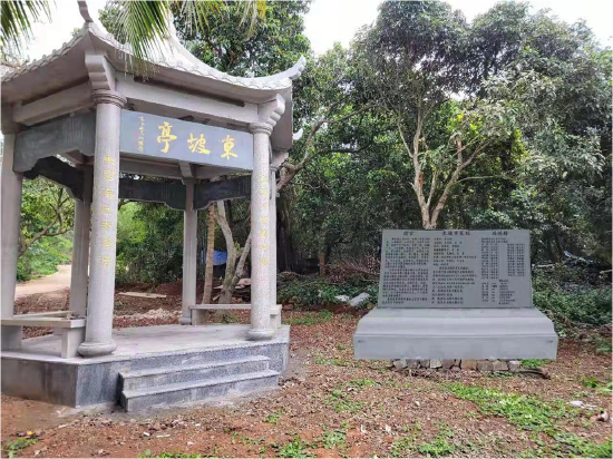 完全由国社村民等自发捐款建成的“东坡亭”