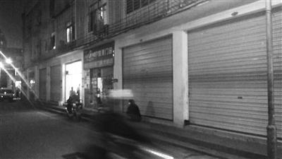 学校旁边小街上按摩店全部关闭