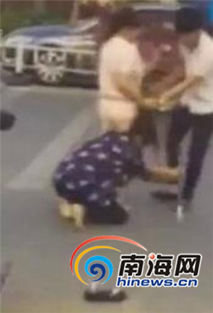 孕妇被打视频截图