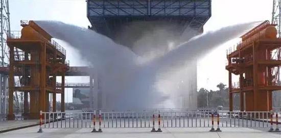 发射平台喷水降温