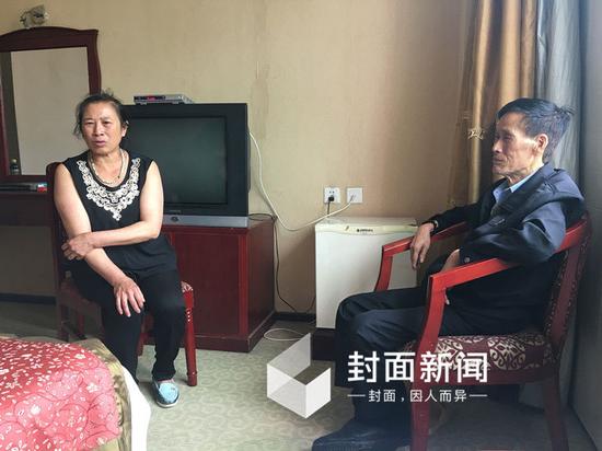 41年后，王佳芬和陈加钱重逢。