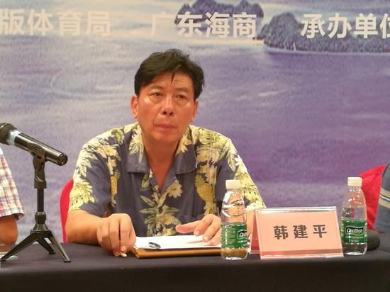 三亚市文化广电出版体育局副局长韩建平