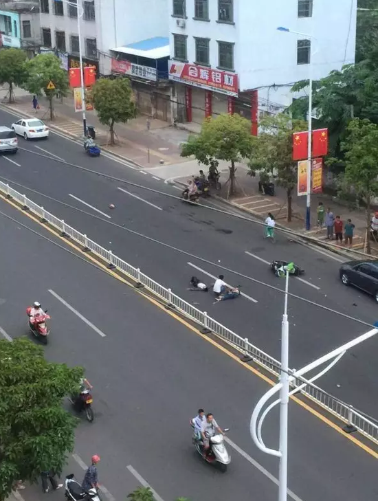 事故现场（图片由市民提供）