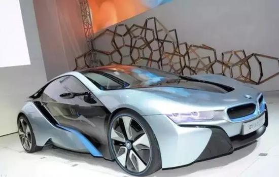 宝马i8