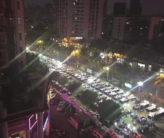 ▲金山小区夜市干净整齐