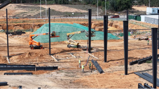 东方市八百里冷链物流产业园项目建设现场。洪盛伟/摄