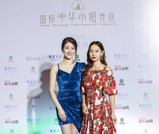 2005年美态倾城小姐徐子珊及2013年国际中华小姐冠军邓佩仪出席国际中华小姐竞选中国站启动发布会
