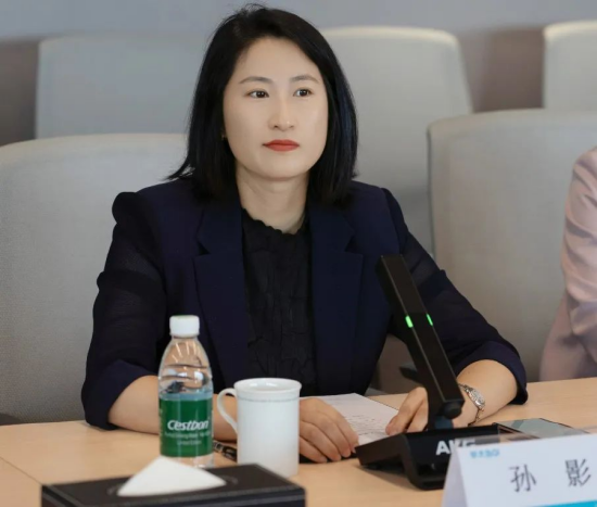  乐城康旅董事长孙影女士会上发言