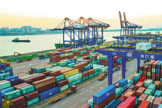  In 2021, Hainan's total import and export value of goods trade is 147.68 billion yuan, ranking the third in China