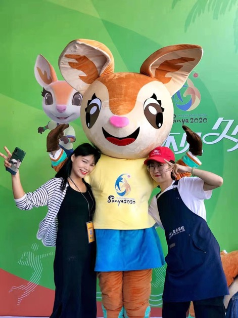 亚沙会吉祥物"亚亚"萌动亮相2019三亚汽车消费嘉年华