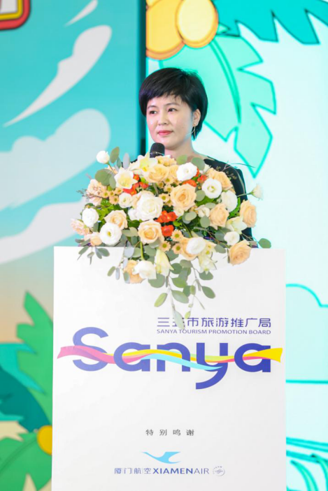 （三亚市旅游推广局党委副书记、常务副局长吴小琳）