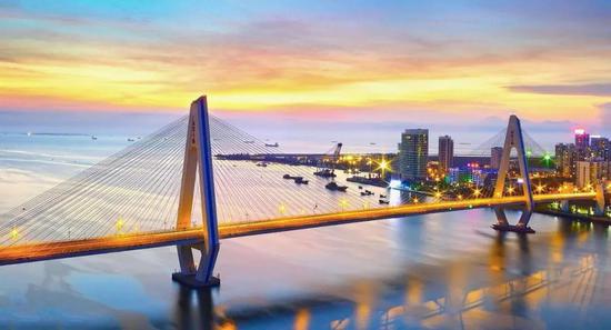 海南省人口多的原因_海南省人口分布图(2)