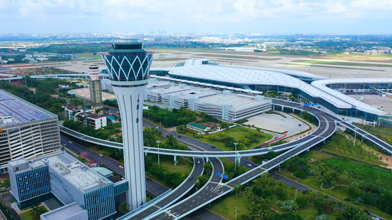 海口美兰国际机场二期今日正式投运 跨入"双楼双跑道"全新发展时代!