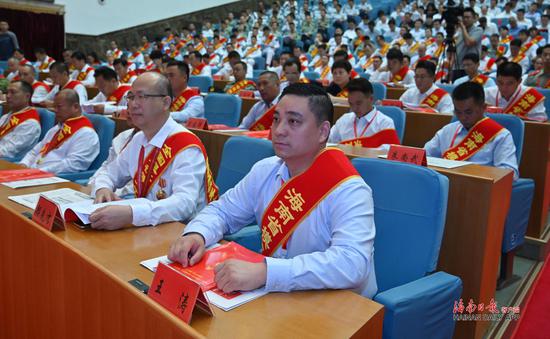 2019年10月22日，海南省退役军人工作暨双拥模范命名表彰大会在海口召开。海南日报记者 王凯 摄
