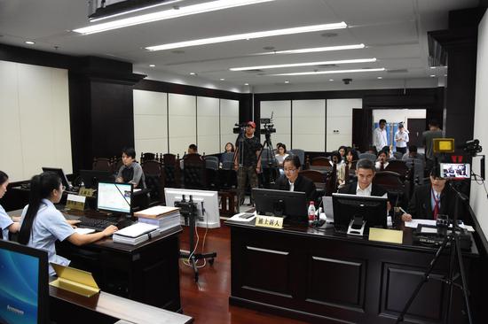 海南高院公开开庭审理86起业主共有权纠纷案件