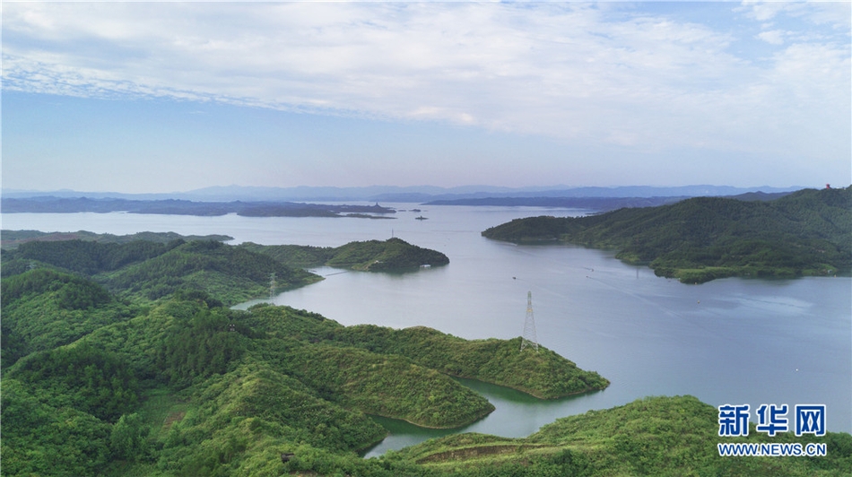 航拍湖北丹江口水库风景名胜区