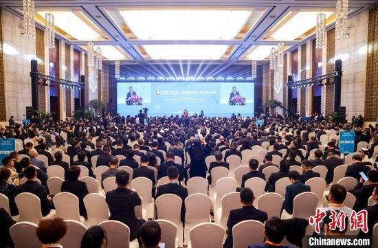 第六届楚商大会在武汉召开。张畅摄