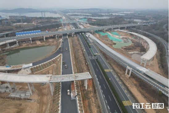 京港澳高速公路湖北北段改扩建工程蔡甸互通