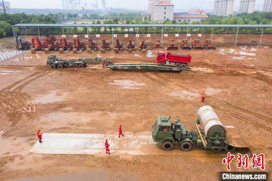 自然灾害工程救援|“高精尖”设备亮相自然灾害工程救援武汉基地