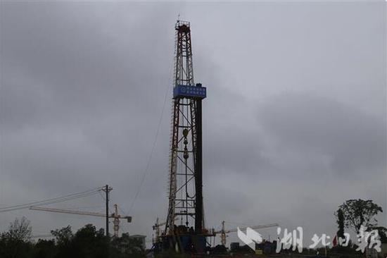 湖北|湖北钻出最深地热井：孔深3609.94米 每天出水780吨