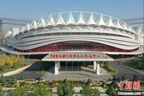 图为武汉体育中心主体育场礼宾区 武汉体育中心供图