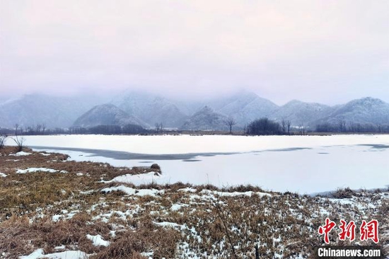  大九湖国家湿地公园白雪苍茫。　王力 摄