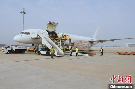 1月21日，鄂州花湖机场鄂州往返莫斯科全货运航线开通。　(湖北国际物流机场有限公司 供图)