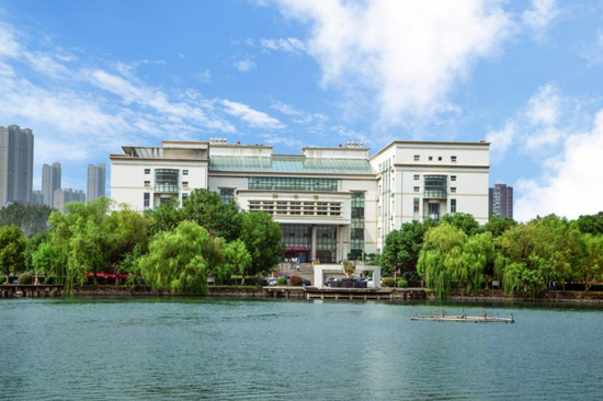 武汉船舶职业技术学院