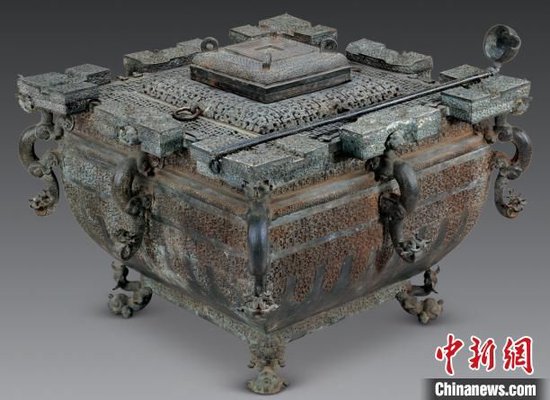 湖北省博物馆曾侯乙铜鉴缶被称为中国古代最早的“冰箱”。(资料图)湖北省博物馆供图