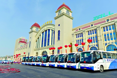 省客集团汉口北交通总站昨日正式启用
