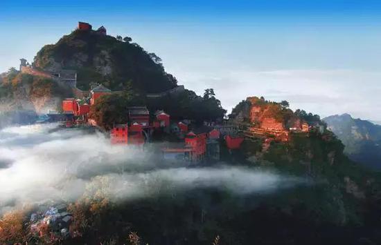 2.通山縣幕阜山沿線房車帳篷露營地和慈口鄉(xiāng)旅游碼頭項目