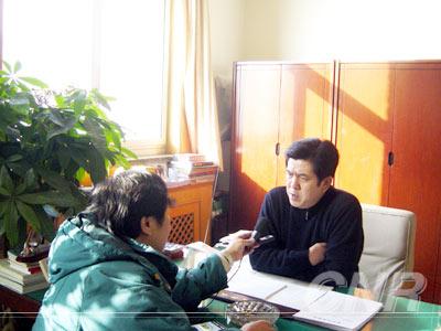 2005年,孟耀武接受记者的采访