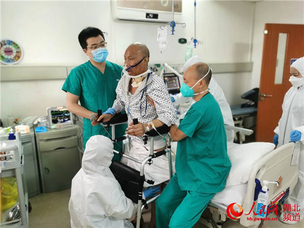 康复图片。(武汉大学人民医院供图)