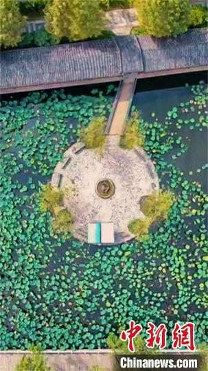 湖北武汉|武汉一高校学生航拍“数字美景”为祖国庆生